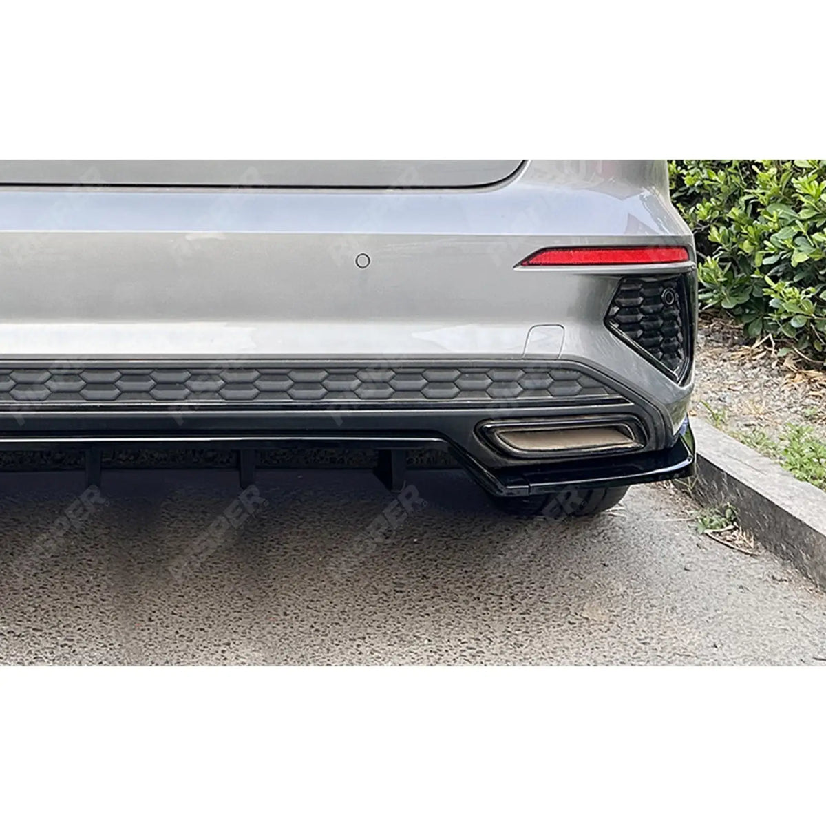 Rear Diffuser in Gloss Black For Audi A3 8y 2020 on Saloon - Diffuser