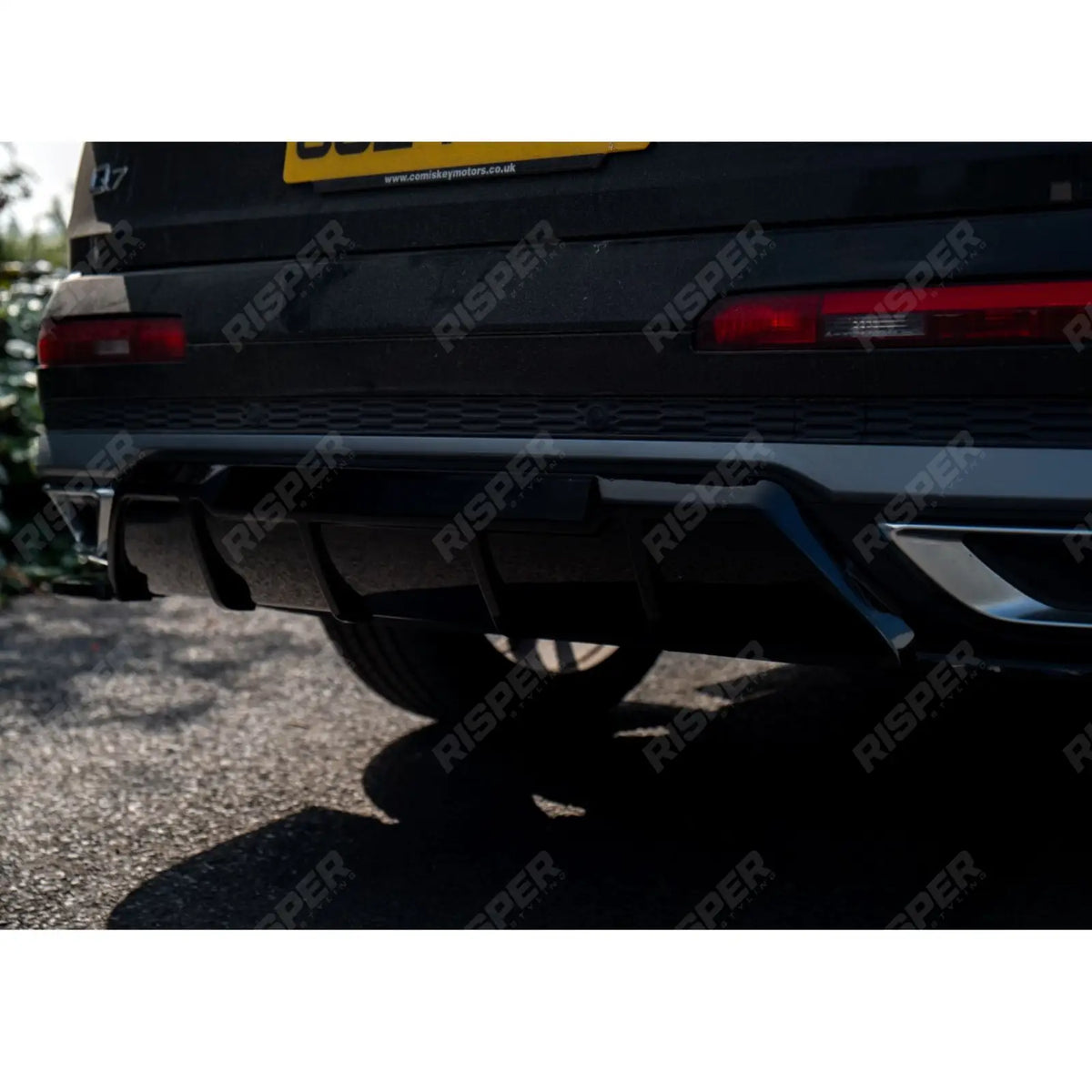 Rear Diffuser in Gloss Black For Audi Q7 S-line 2019+ - Diffuser