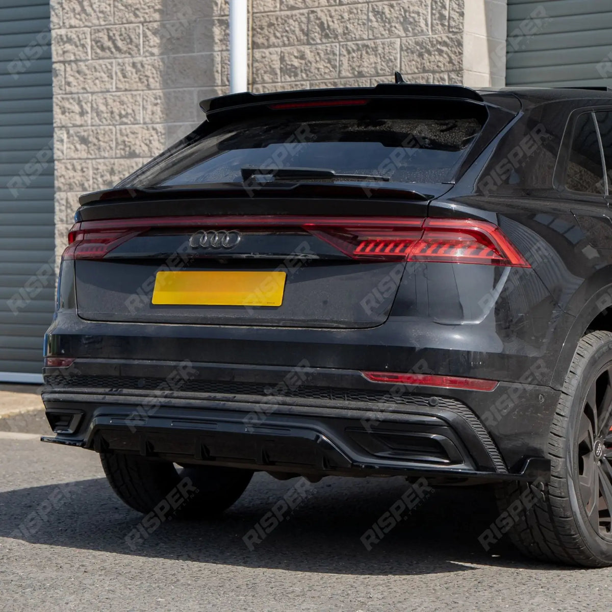 Gloss Black Rear Diffuser & Side Splitters For Audi Q8 S Line 2023+ - Diffuser