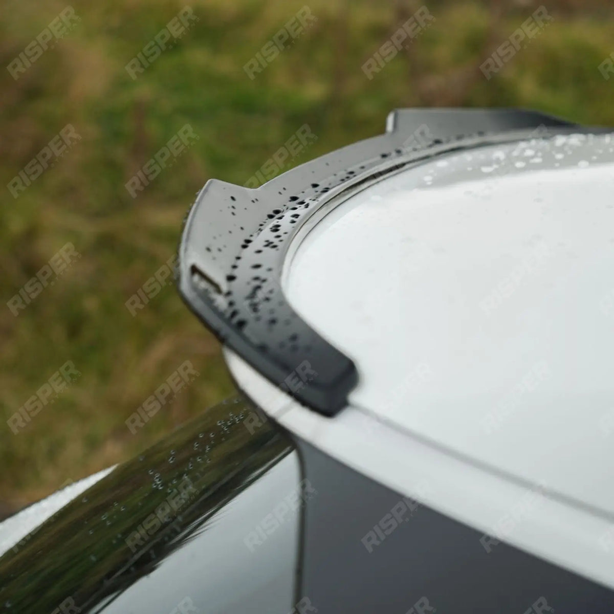 Rear Spoiler In Gloss Black For Kia Sportage MK5 GT Line 2021-2025 - Rear Spoilers