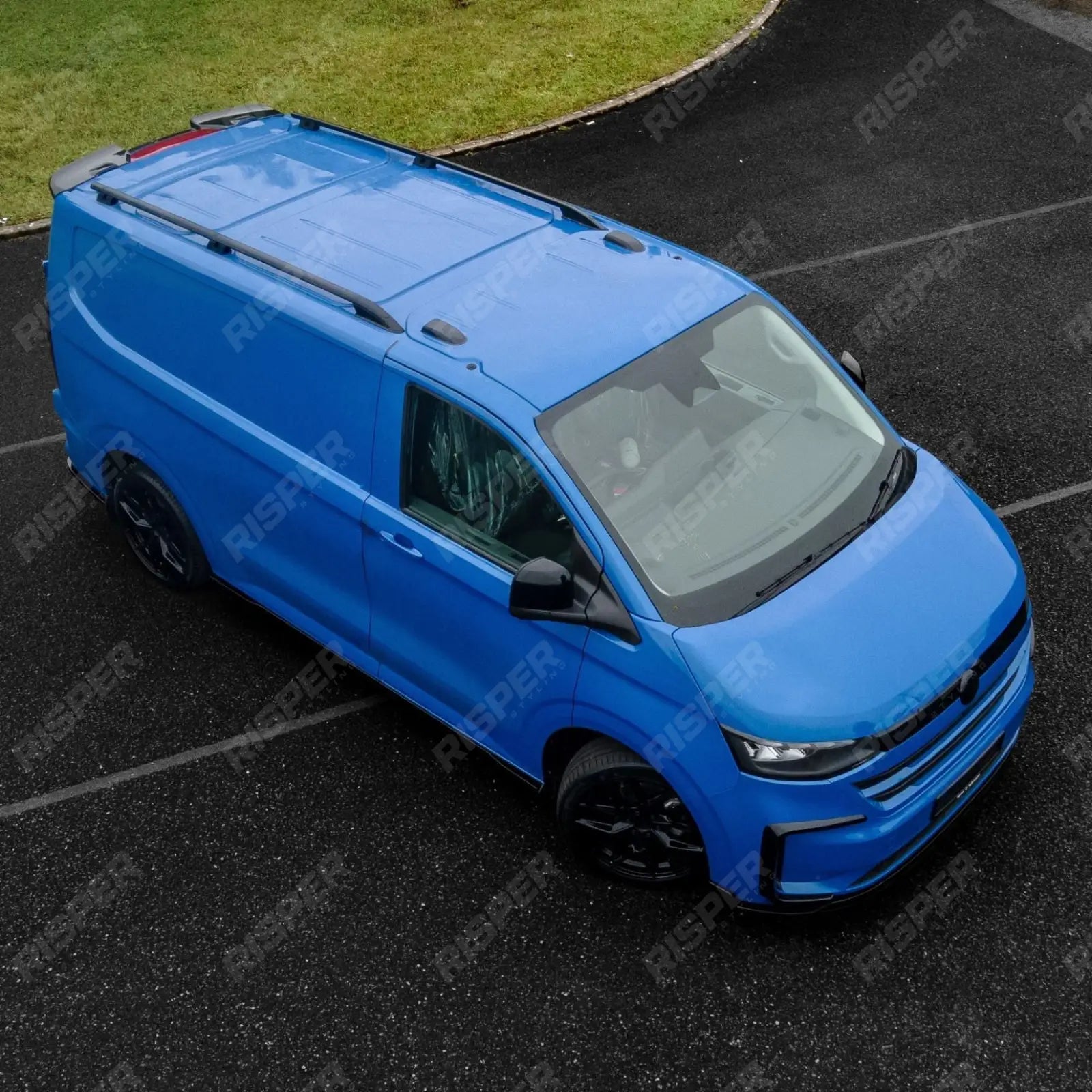 Volkswagen Transporter T7 2024+ LWB Sport Style Roof Rails In Black Roof Rails