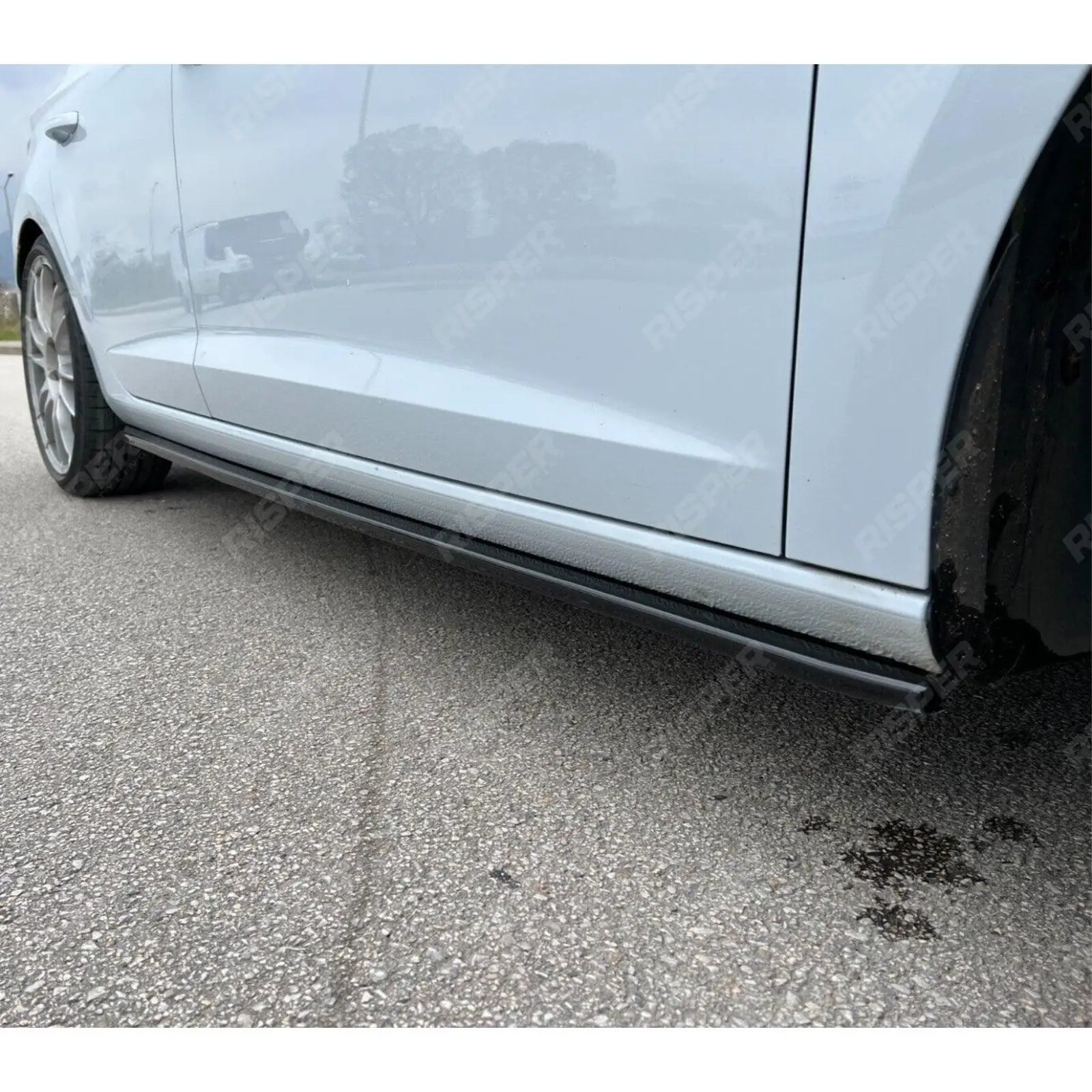 Seat Leon Fr / Cupra / Standard 2012 - 2019 Risper Side Skirt Splitters In Gloss Black