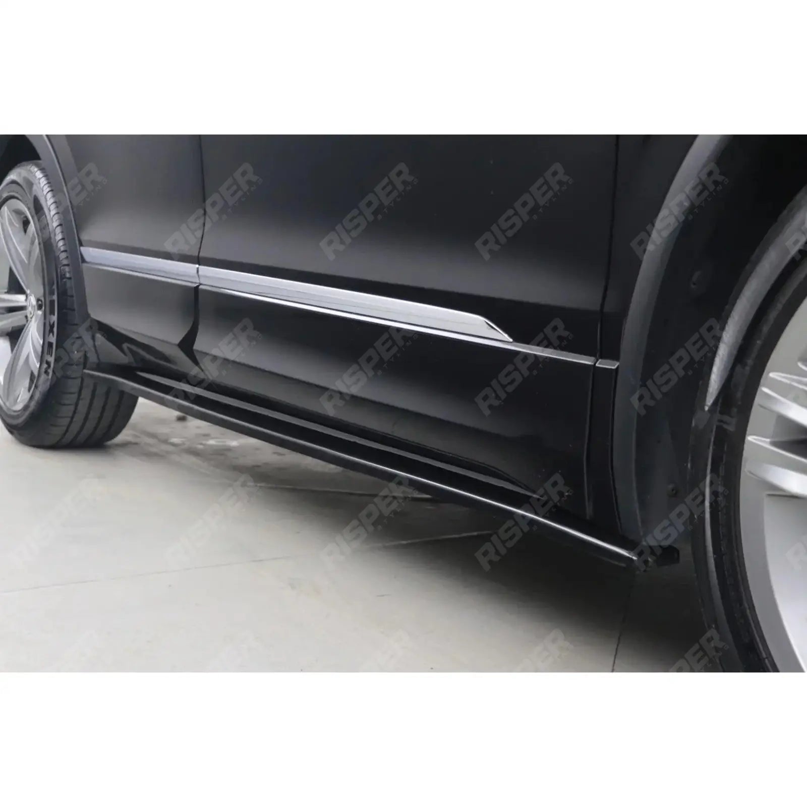 VW Tiguan MK2 R - Line 2015 - 2020 Side Skirts (2PCS) Main image