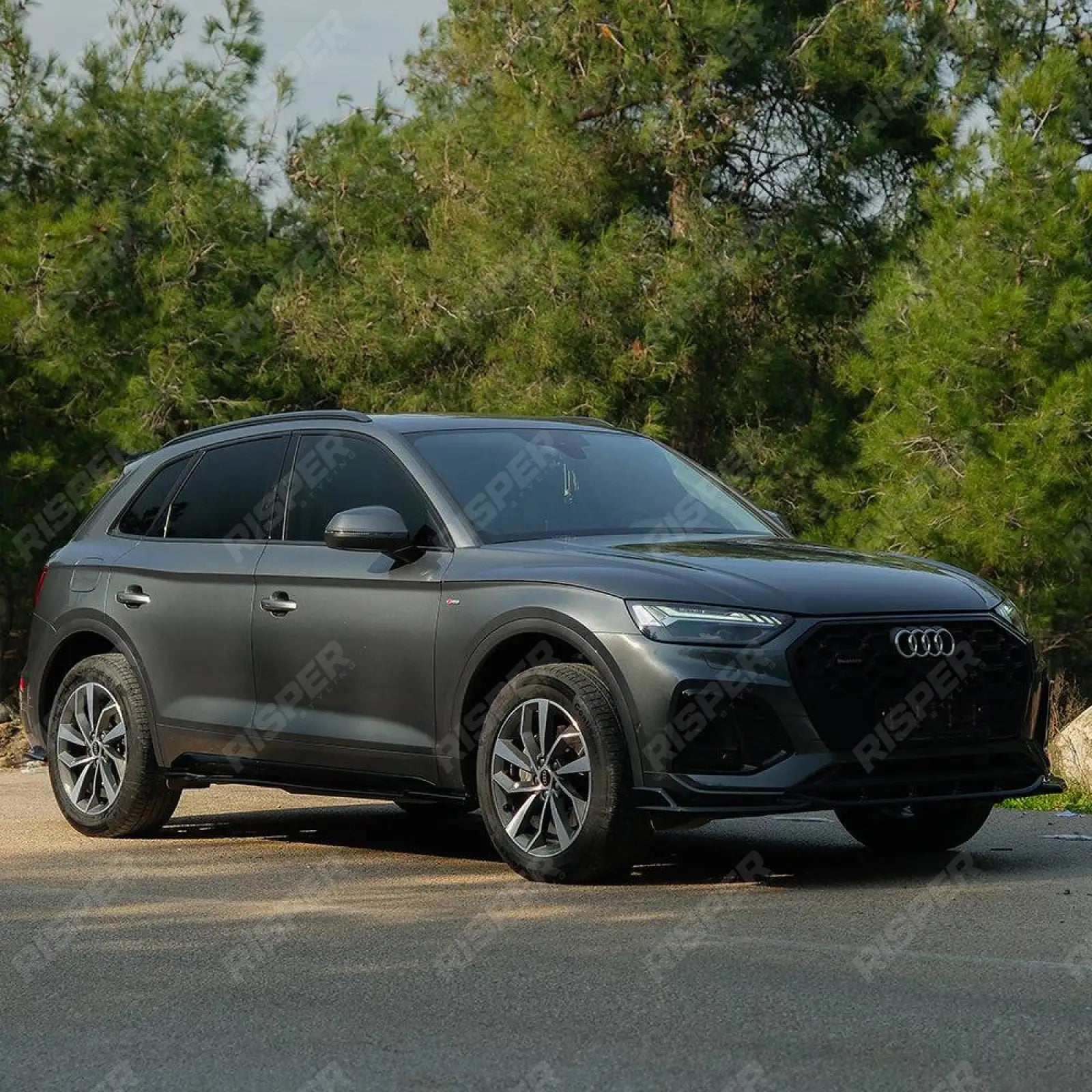 Side Skirts In Gloss Black (2 Pcs) For Audi SQ5 / Q5 S-Line Mk2 Facelift 2020-2024 Secondary image