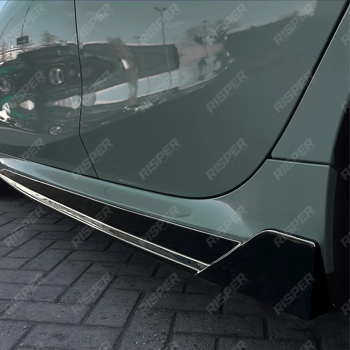 Side Skirts in Gloss Black For BMW F70 F44 F74 M Sport - Side Skirt Splitters