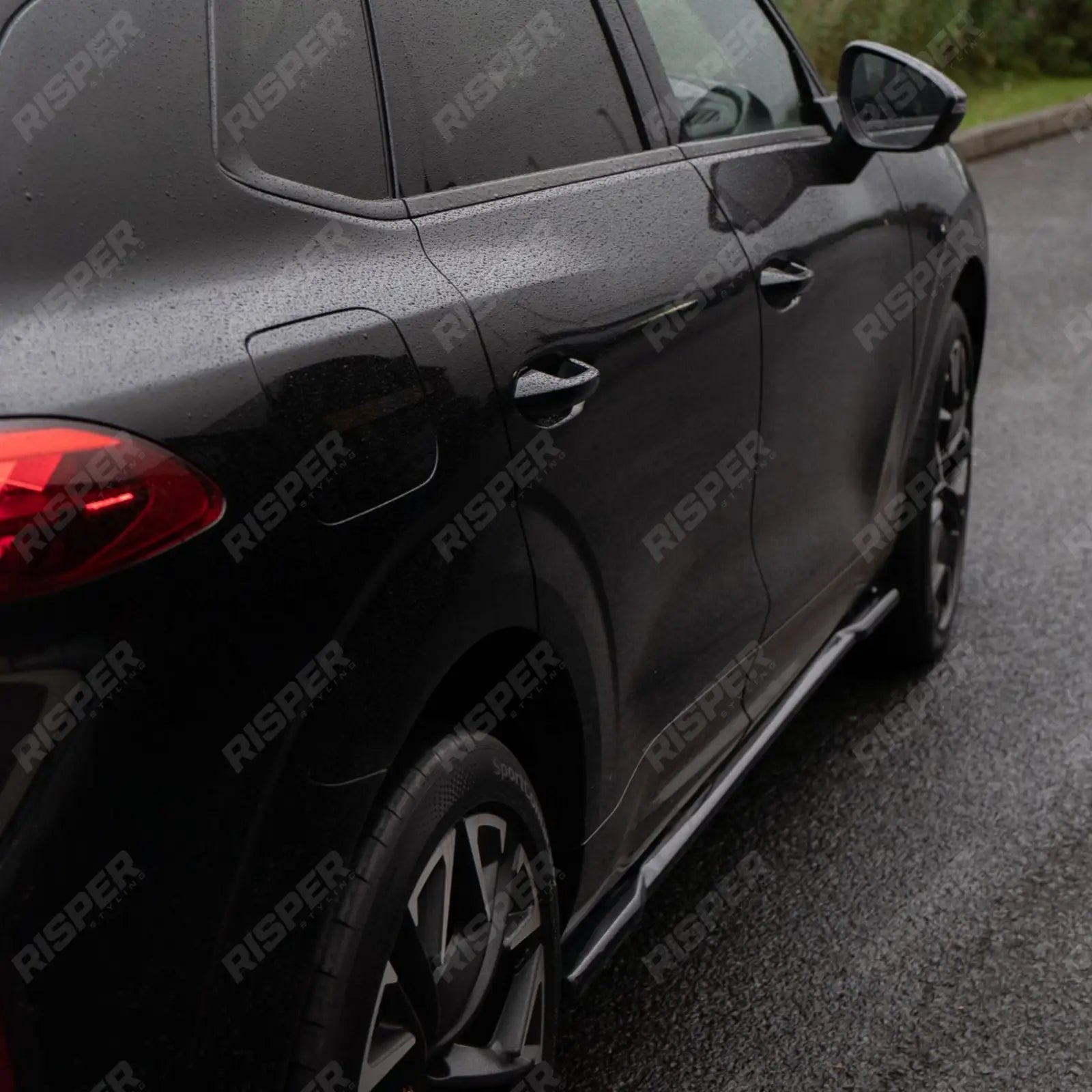Side Skirts In Gloss Black For Cupra Terramar MK1 2025 On - Side Skirt Splitters