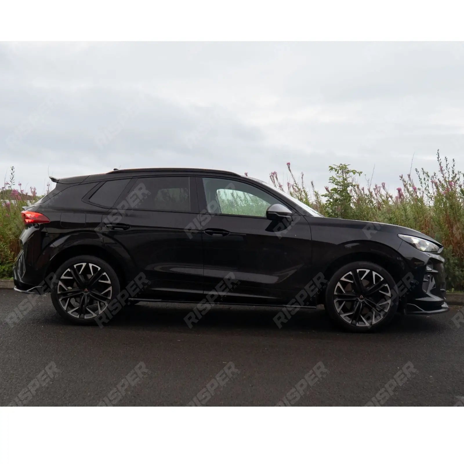 Side Skirts In Gloss Black For Cupra Terramar MK1 2025 On - Side Skirt Splitters