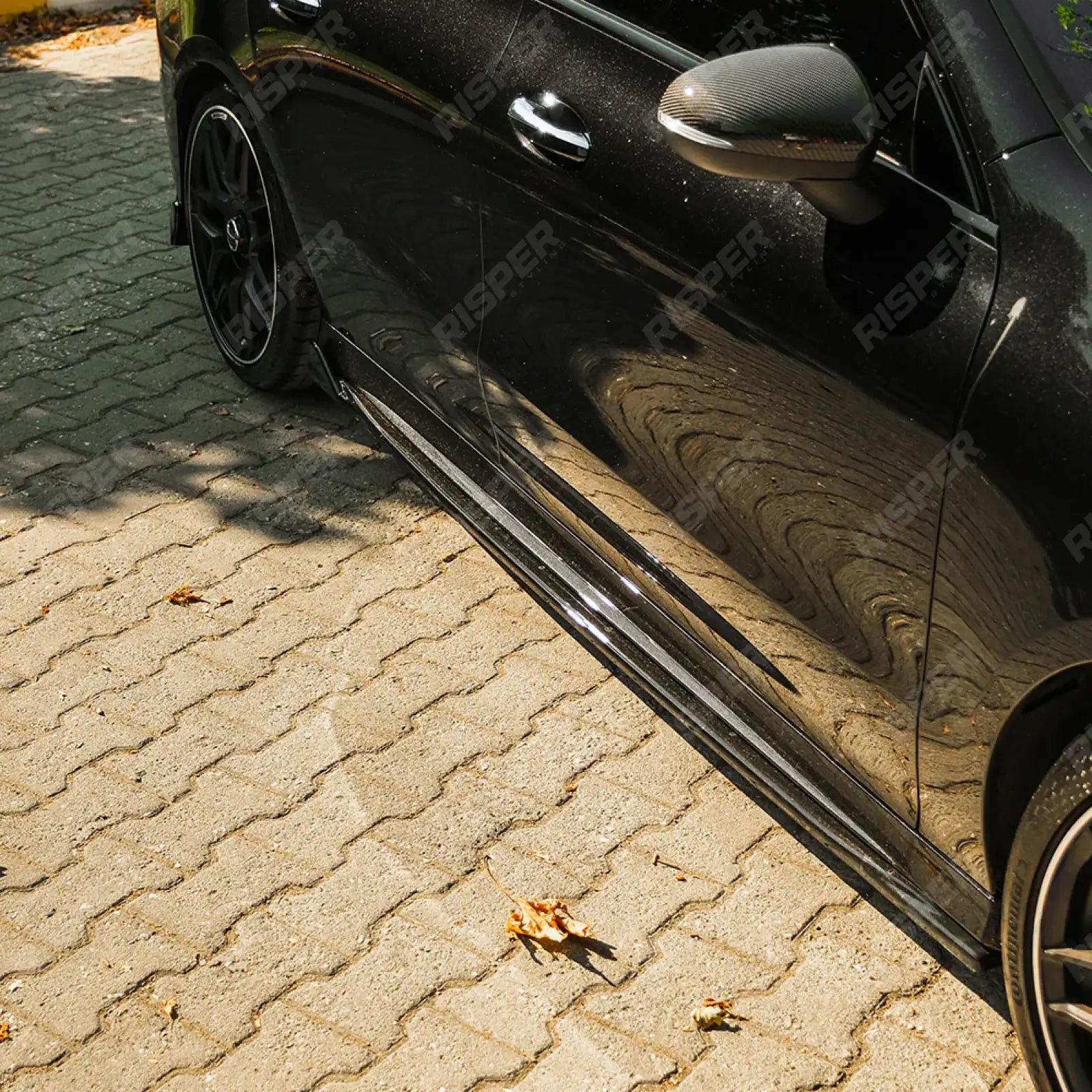 Mercedes Cla45 C118 2019-2023 Side Skirts in Gloss Black - Side Skirt Splitters