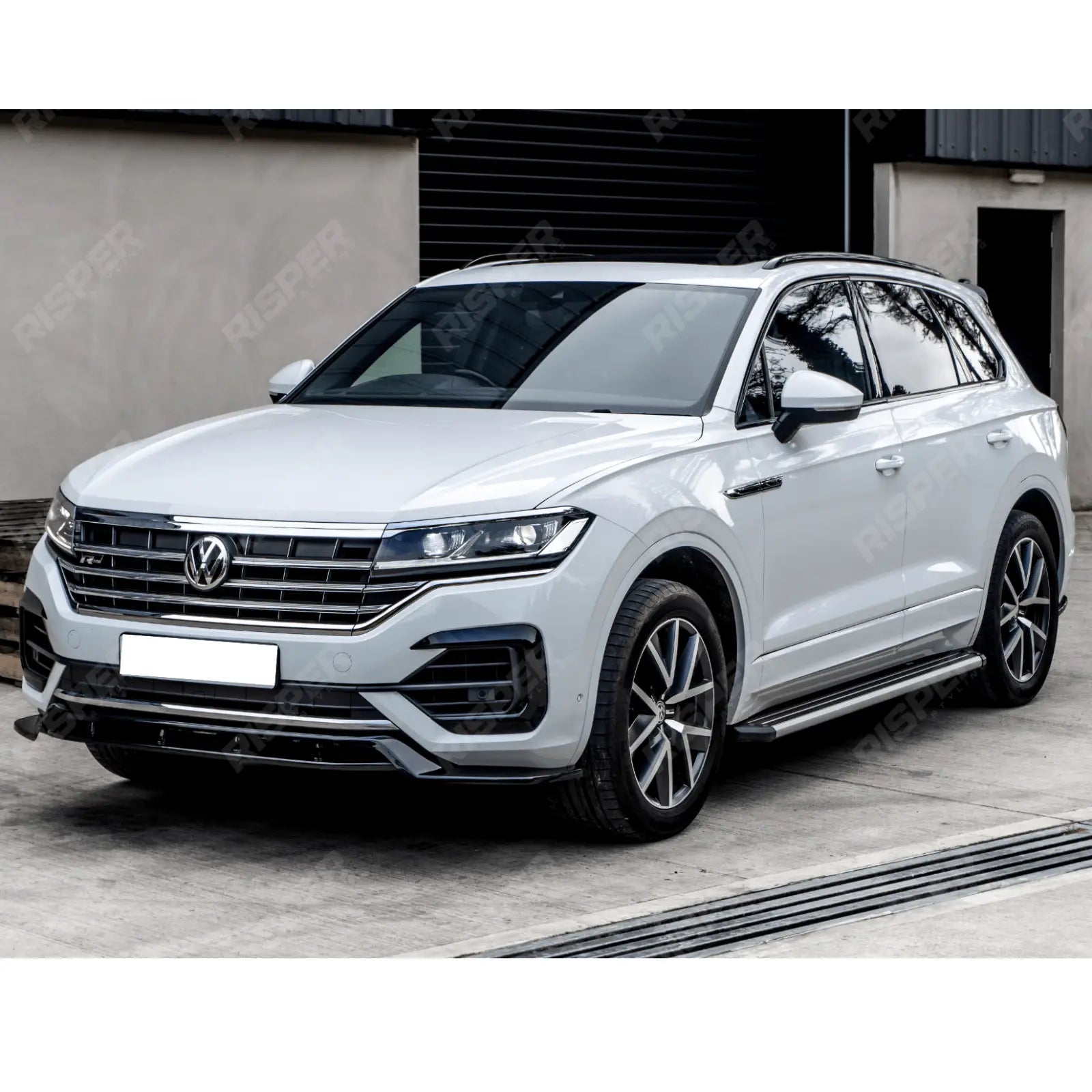 Side Steps Running Boards For VW Touareg 2019 Onwards Secondary image