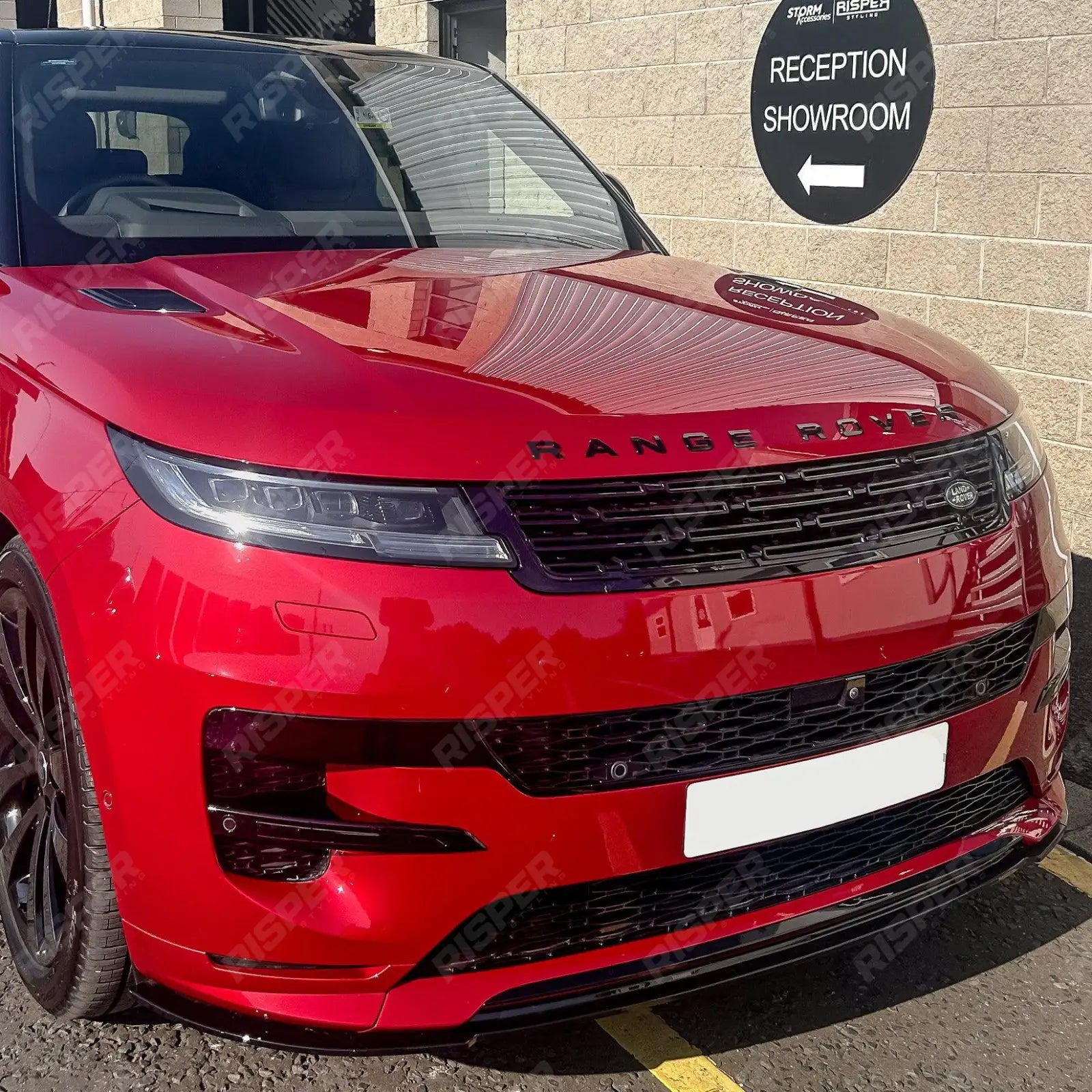 Range Rover Sport L461 2023+ SV Style Front Splitter Lip In Gloss Black
