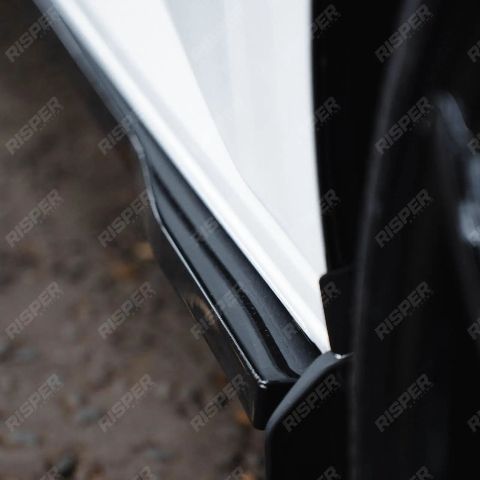 Volkswagen Transporter T7 2025+ SWB Side Skirt Splitters In Gloss Black Side Skirt Splitters