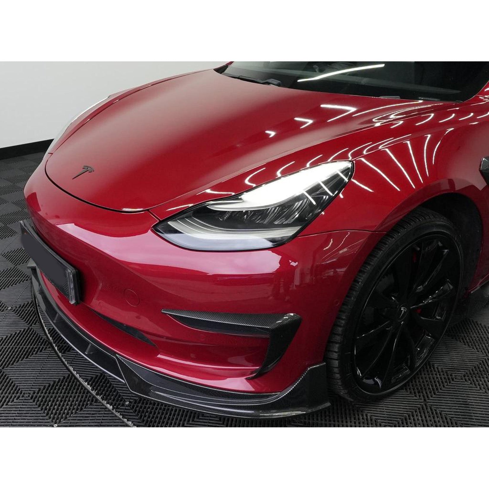 Tesla Model 3 2018 - 2023 Fast Aero Body Kit In Carbon Look