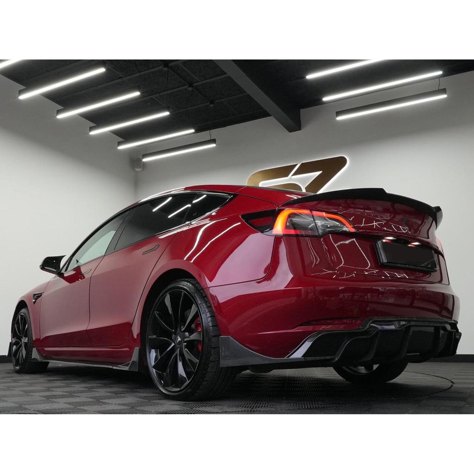 Tesla Model 3 2018 - 2023 Fast Aero Body Kit In Carbon Look