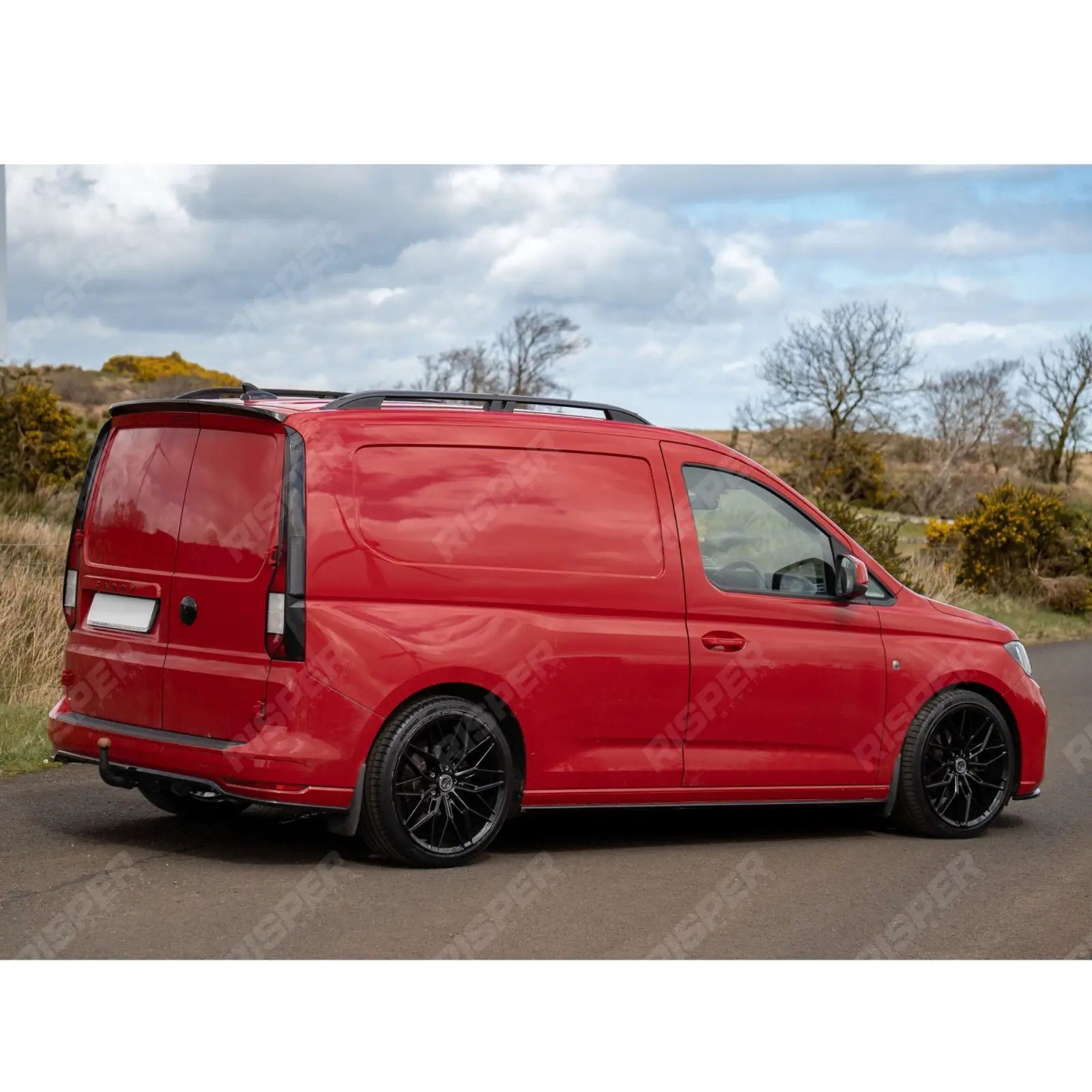 Volkswagen Caddy MK5 2021+ Body Kit In Gloss Black - Aero Kit