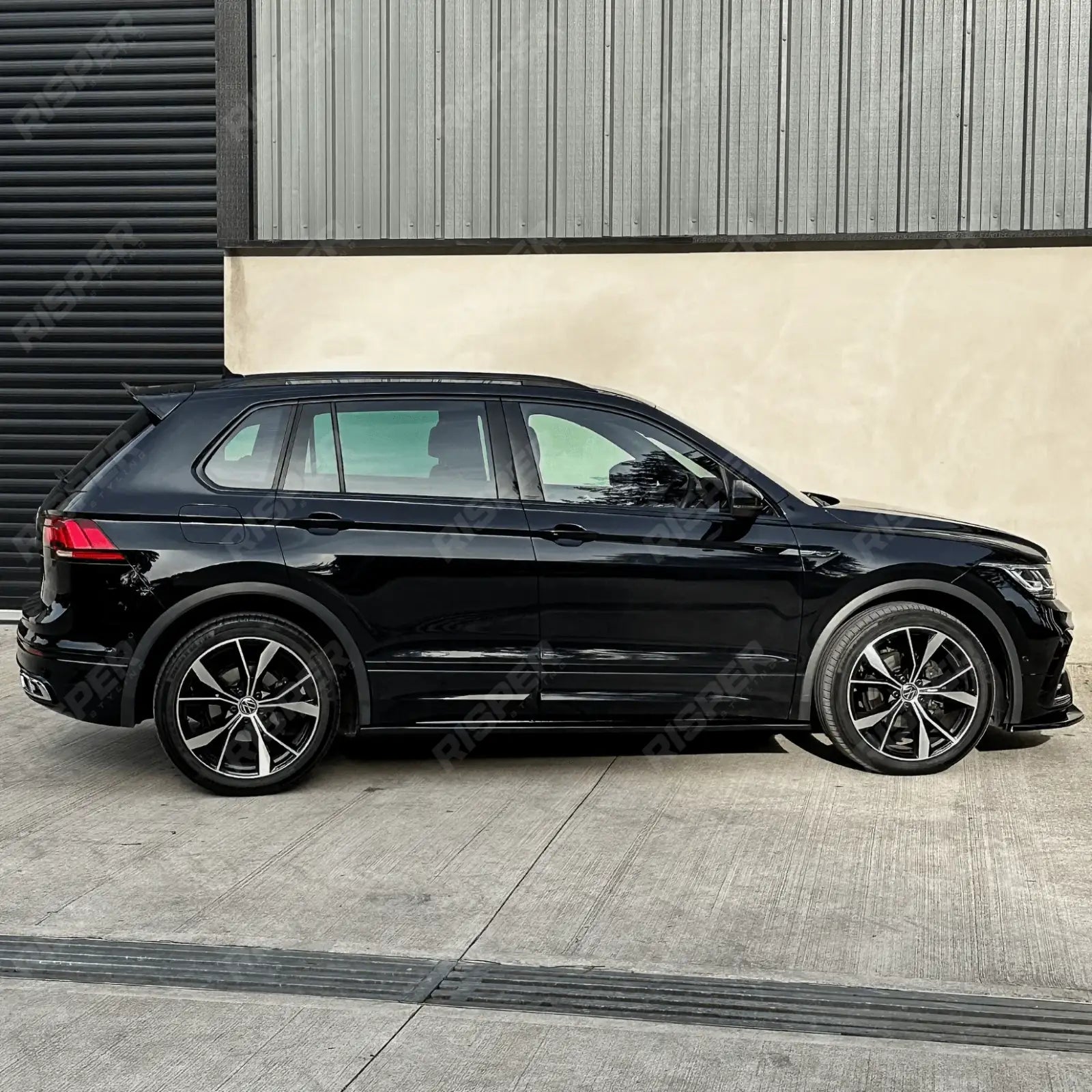Volkswagen Tiguan MK2 R / R-LINE 2020+ Aero Body Kit - Gloss Black ...