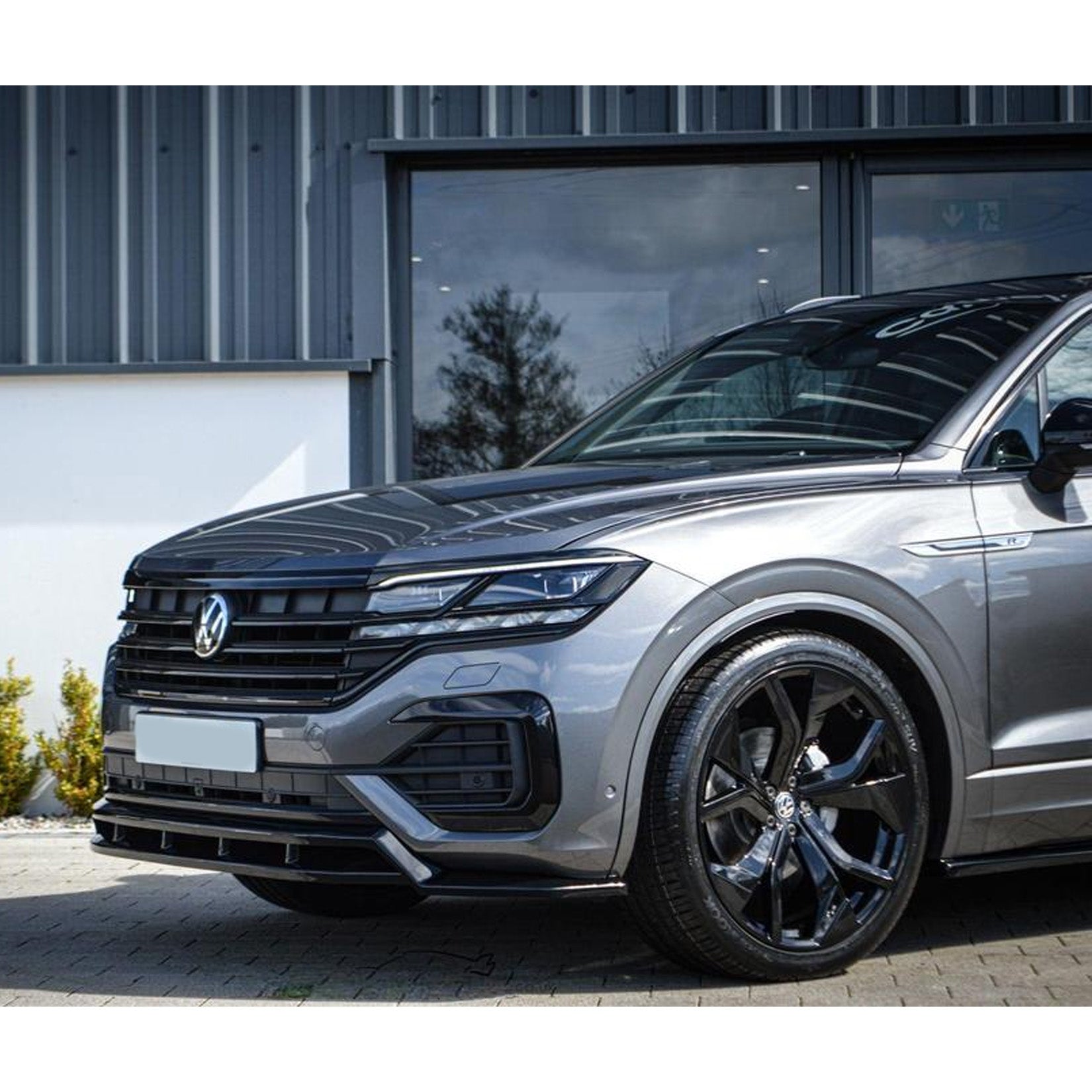 Volkswagen Touareg MK3 Pre Facelift R Line 2018 - 2023 Front Splitter In Gloss Black
