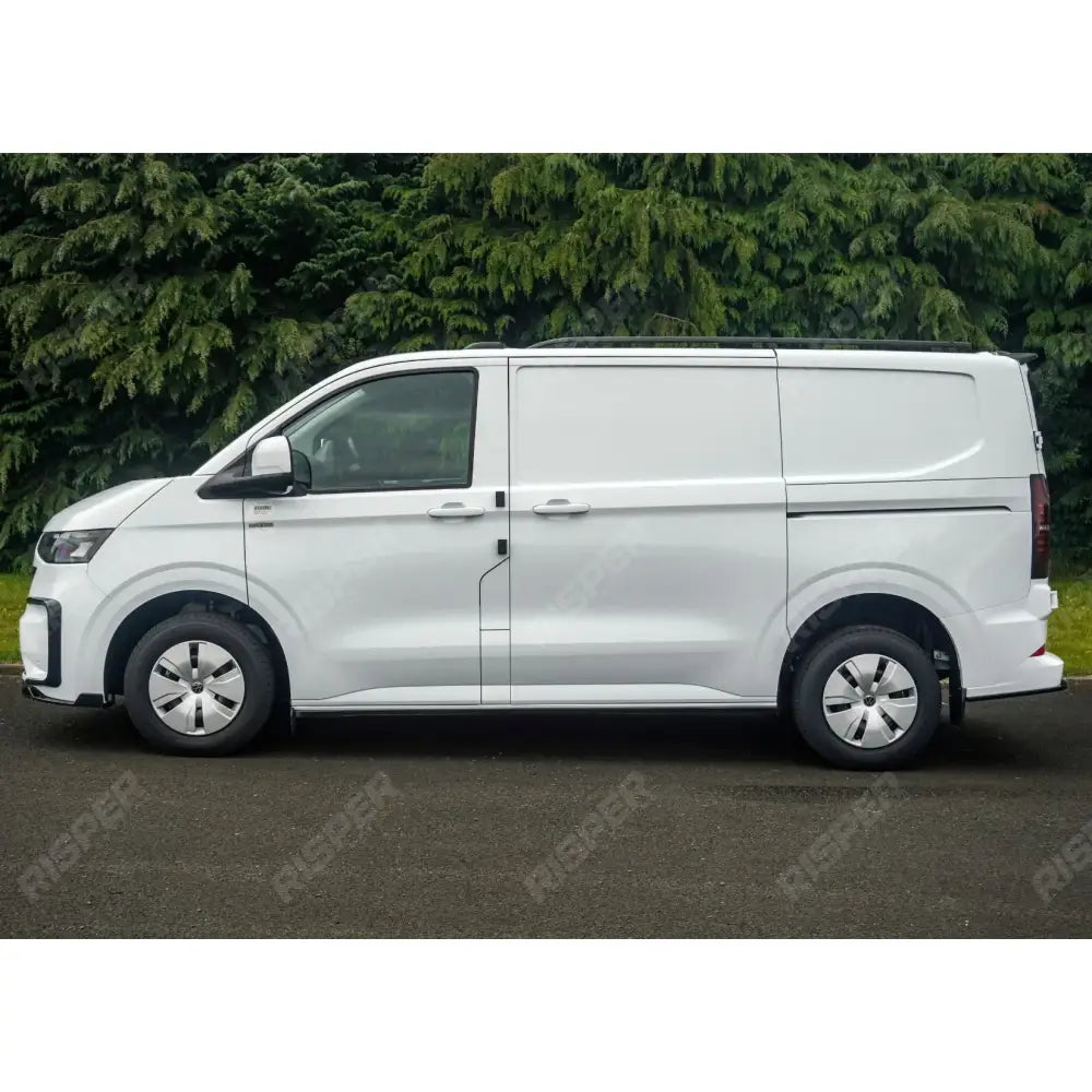 Volkswagen Transporter T7 2025+ LWB Side Skirt Splitters In Gloss Black Side Skirt Splitter