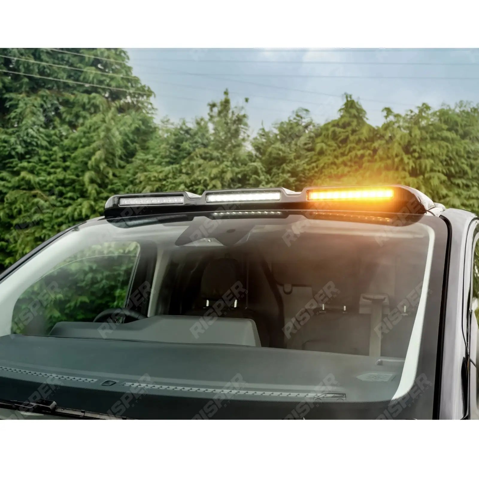 Volkswagen Transporter T7 2025 on Luminex Roof Light Pod With Amber Strobe Gloss Black Lights